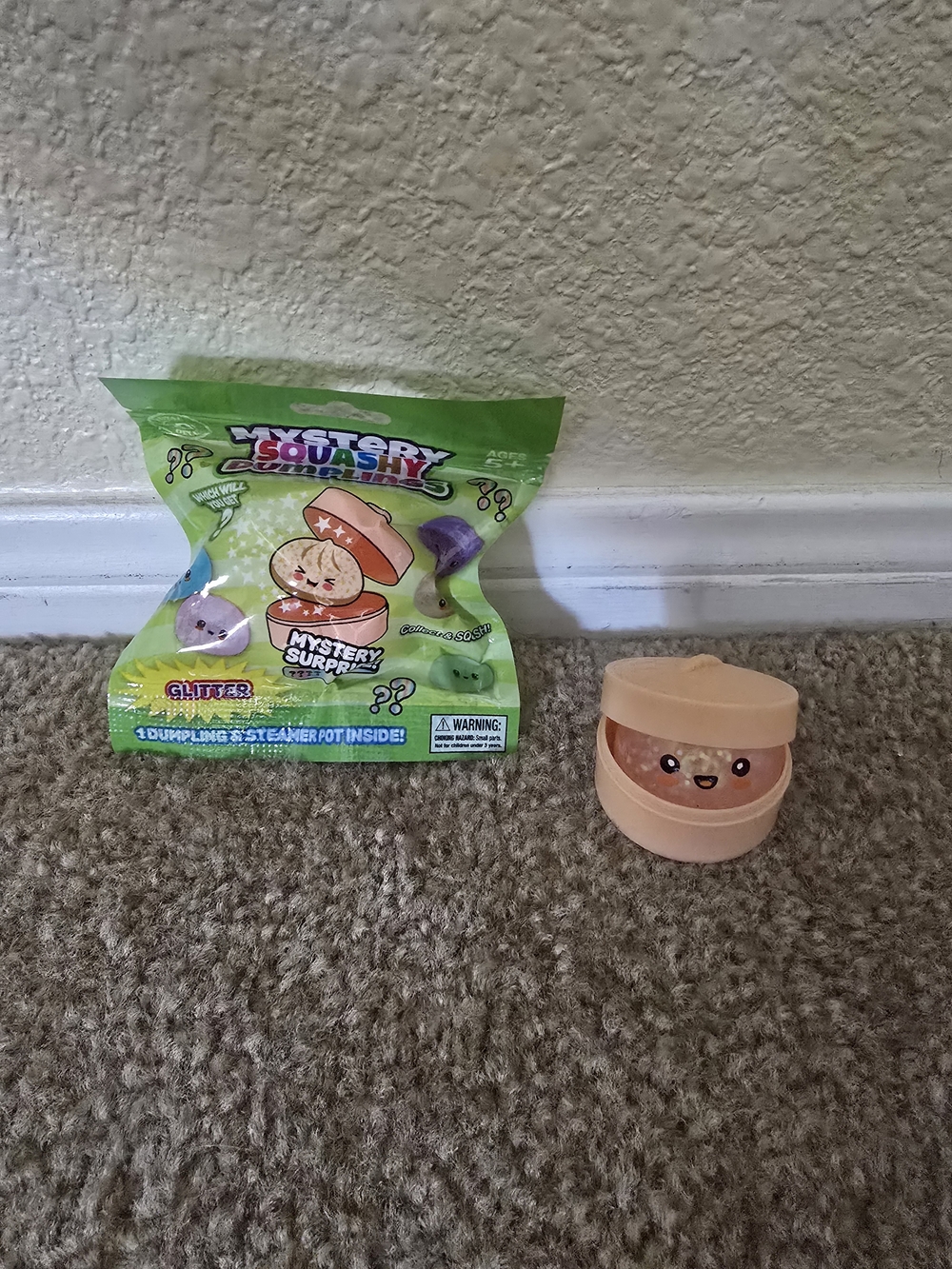 Surprise Glitter Dumpling Toy
